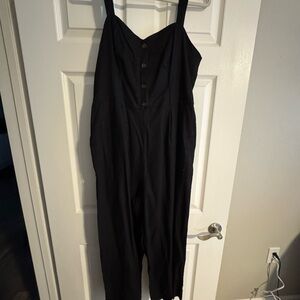 Old Navy Black Sleeveless Jumpsuit